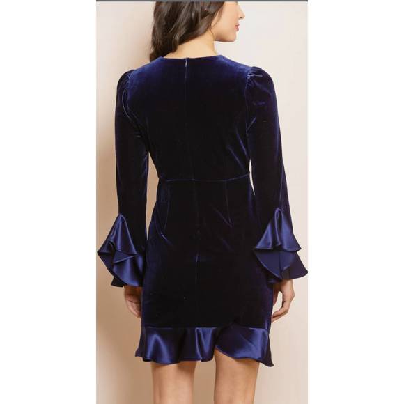 NEW JESSIE LIU velvet dress with ruffle cuff and hem in navy - Picture 3 of 3